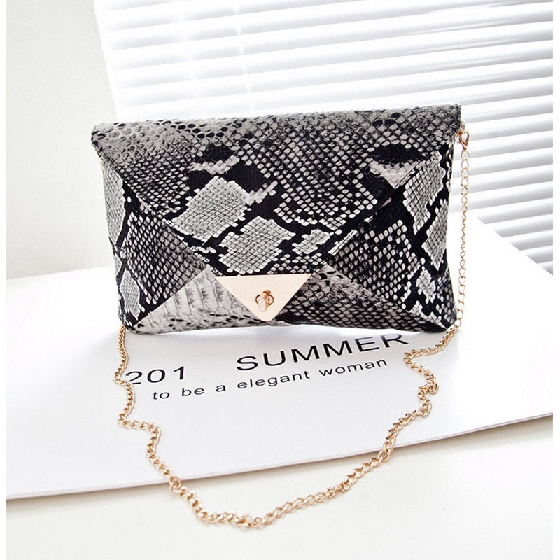 Fashion PU Leather Cross Body Shoulder Bags Ladies Retro Snake Skin Day Clutches Metal Chain Envelope Bag Women Purse Hand Bag