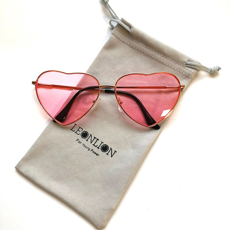 LeonLion 2019 Vintage Heart Sunglasses Women Brand Designer Candy Color Gradient Sun Glasses Outdoor Goggles Party Oculos De Sol
